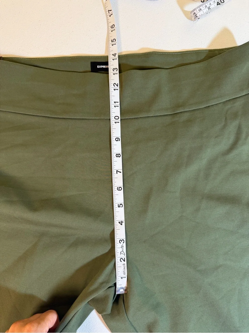 Express Olive Green Pull-On Ankle Pants Size XL High Rise Stretch Slim Leg NWT - Picture 2 of 10